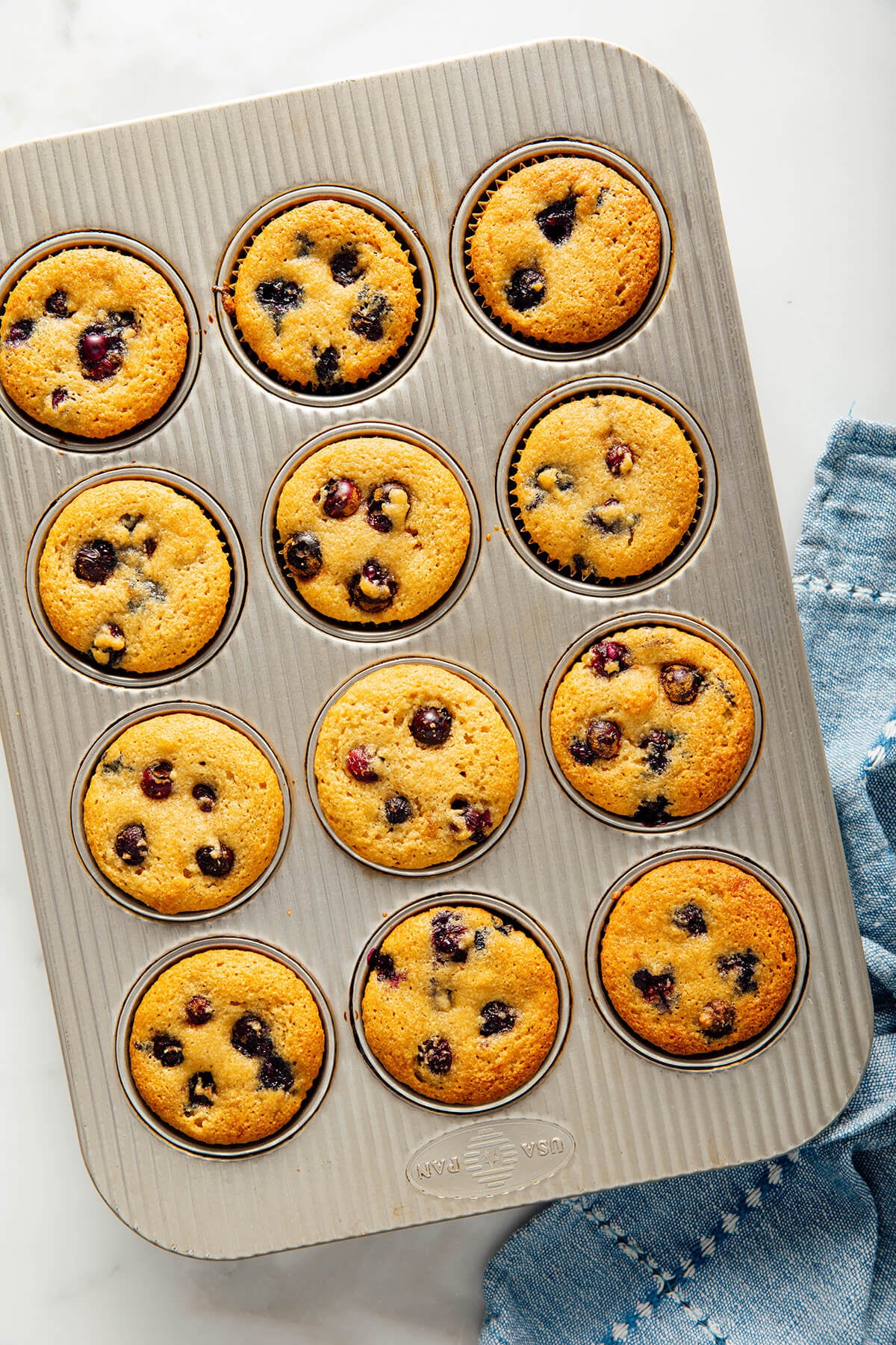 almond flour blueberry muffins